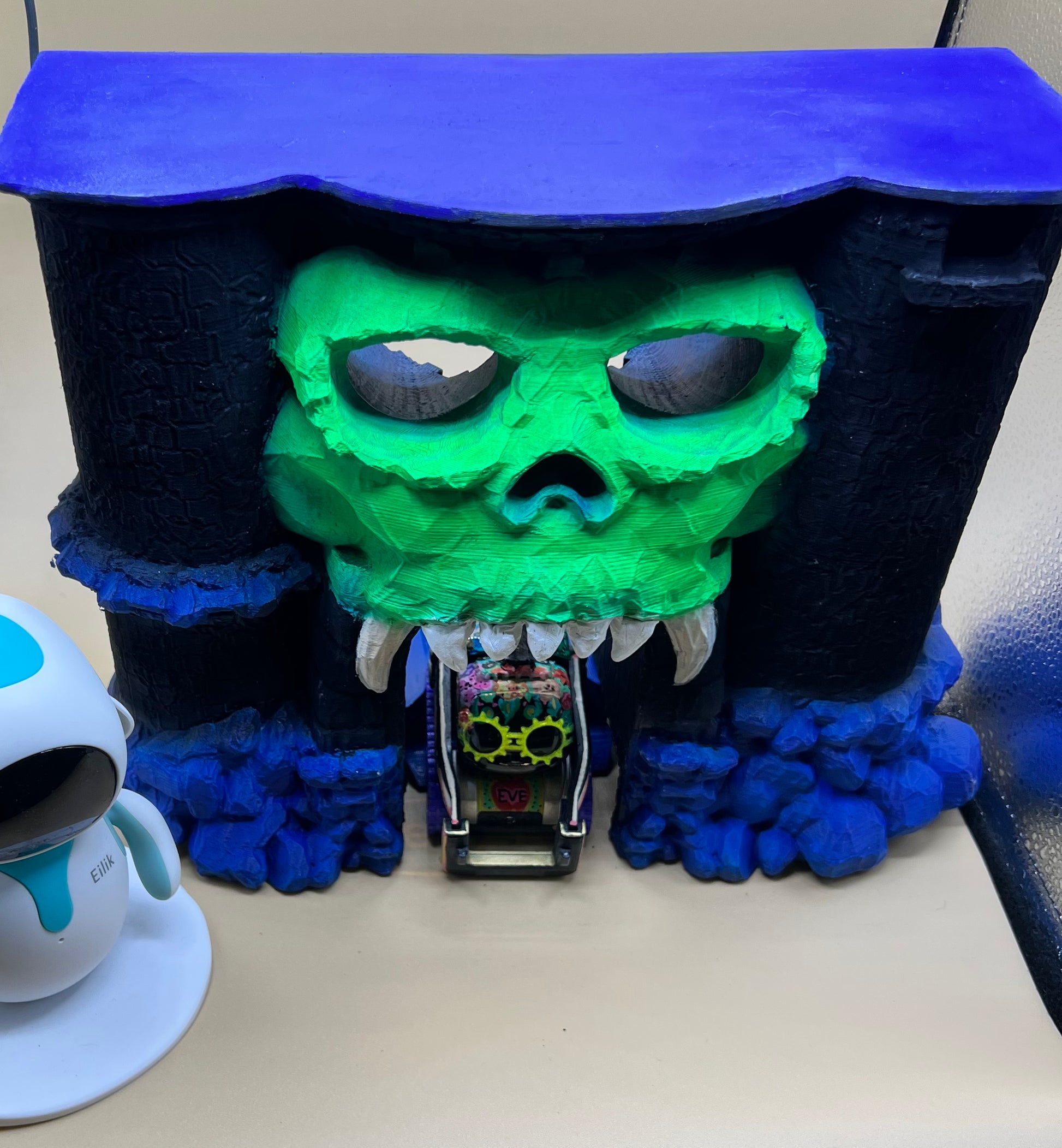 Skeletor style pet robot home/display – THE ROBOTS RISE SHOP
